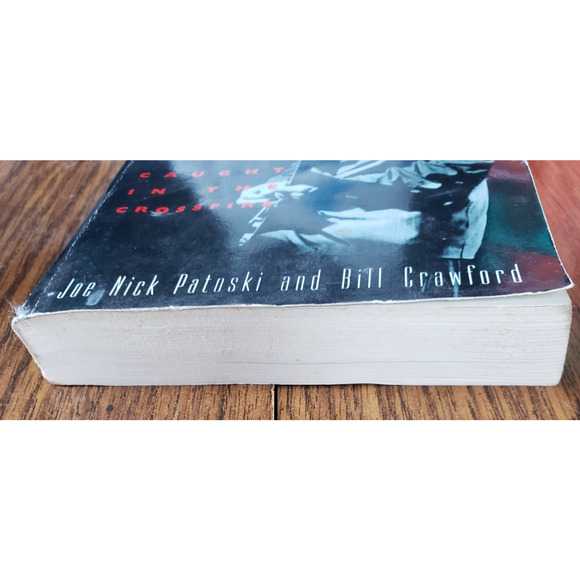 Stevie Ray Vaughan: Caught in the Crossfire , Patoski, Joe Nick - Picture 6 of 8